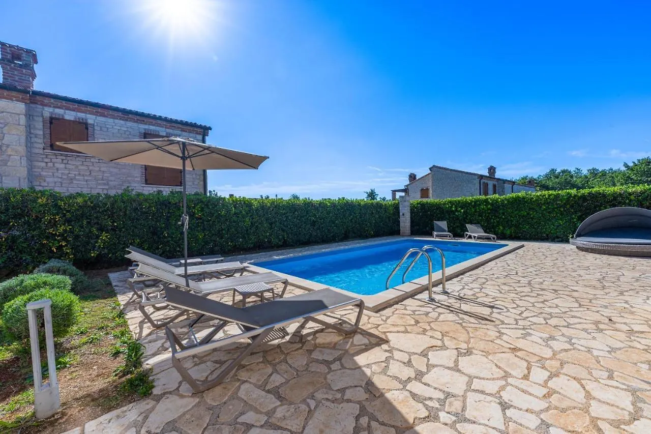 Villa Paradis 6 Jursici