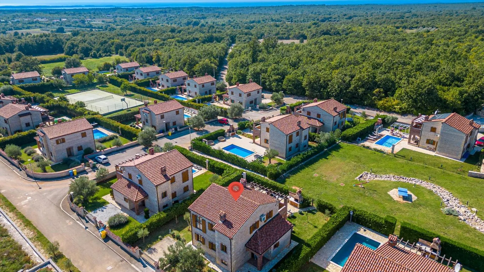 Villa Paradis 6 Jursici 0*,  Croatia