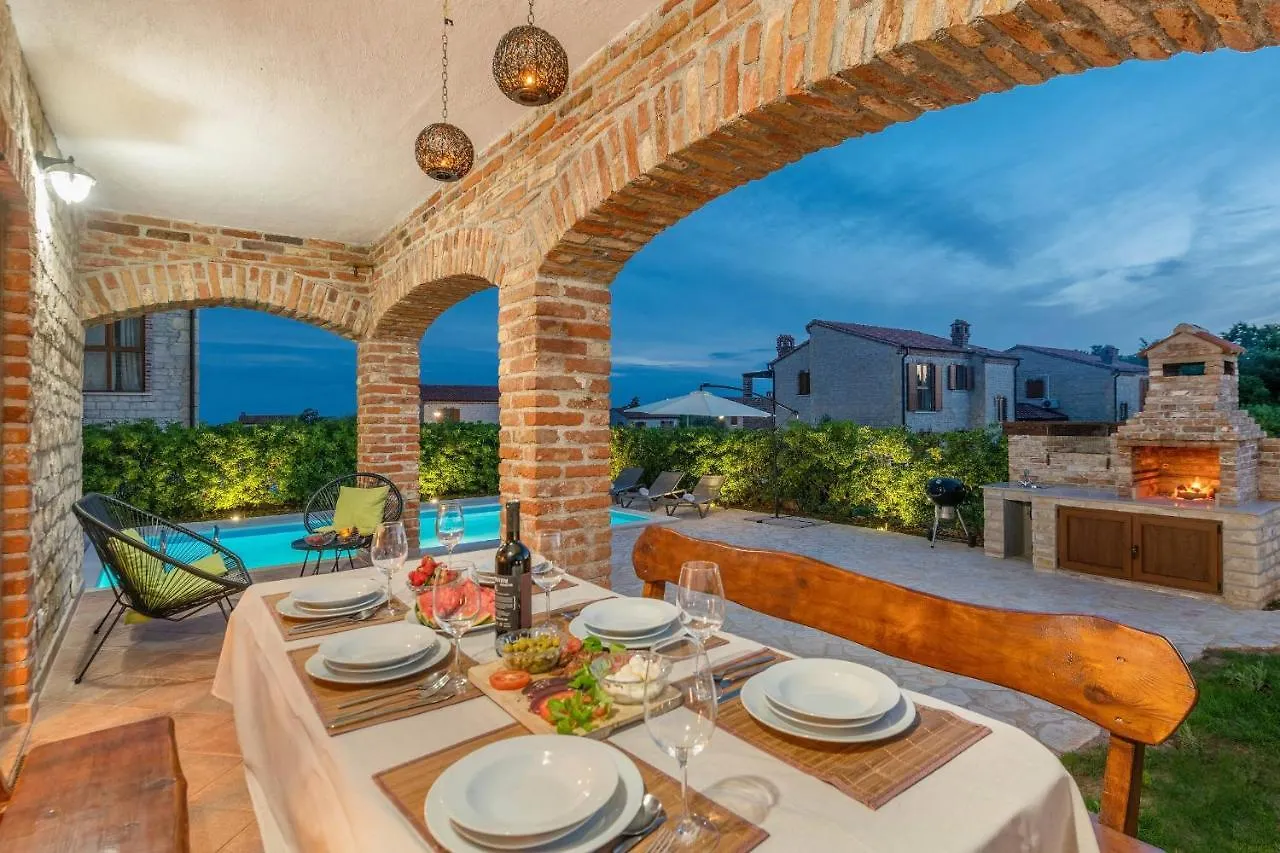 Villa Paradis 6 Jursici